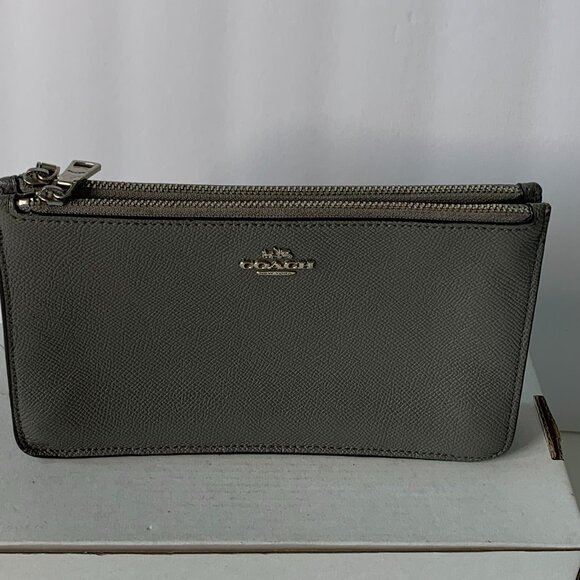 Coach Handbags - Coach  Double Zip Wristlet – Gray Crossgrain Leather